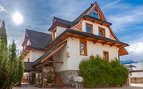 Apartamenty i Pokoje Krupówki Tuż Tuż