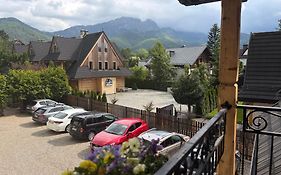 Apartamenty i Pokoje Krupówki Tuż Tuż